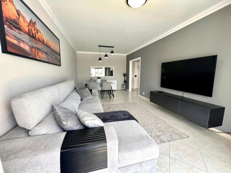 Luxury Modern Beach Apartment Quarteira Exteriör bild