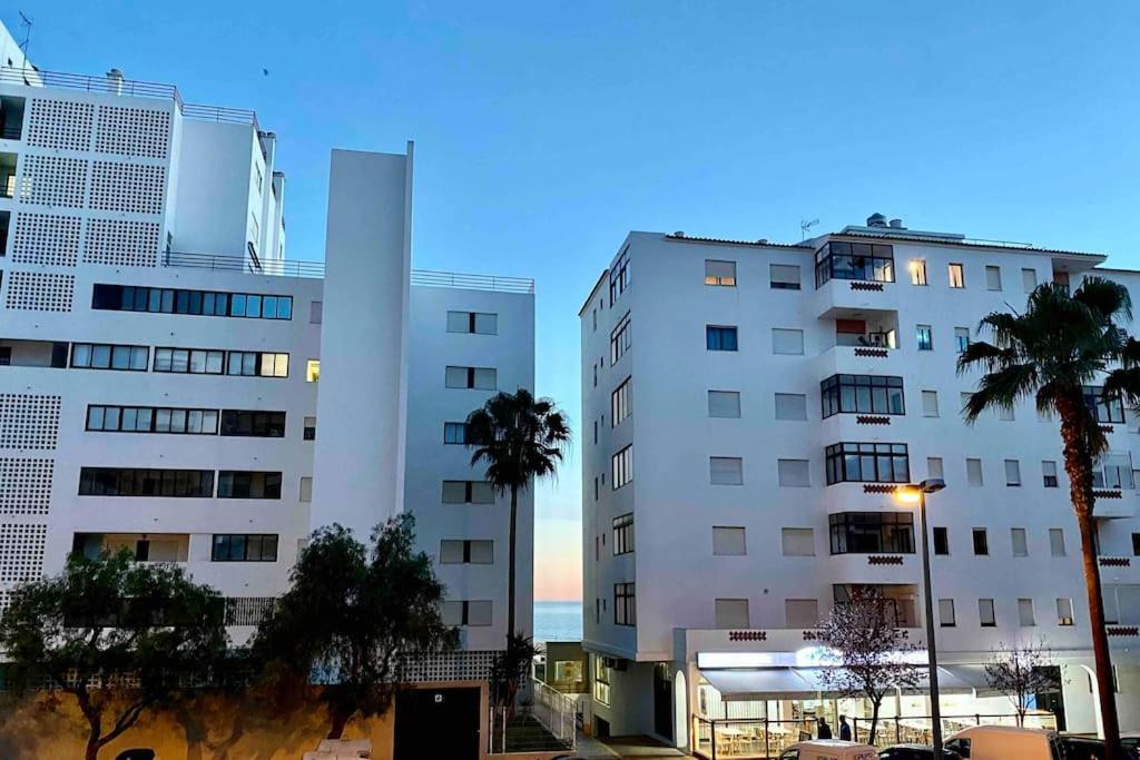 Luxury Modern Beach Apartment Quarteira Exteriör bild